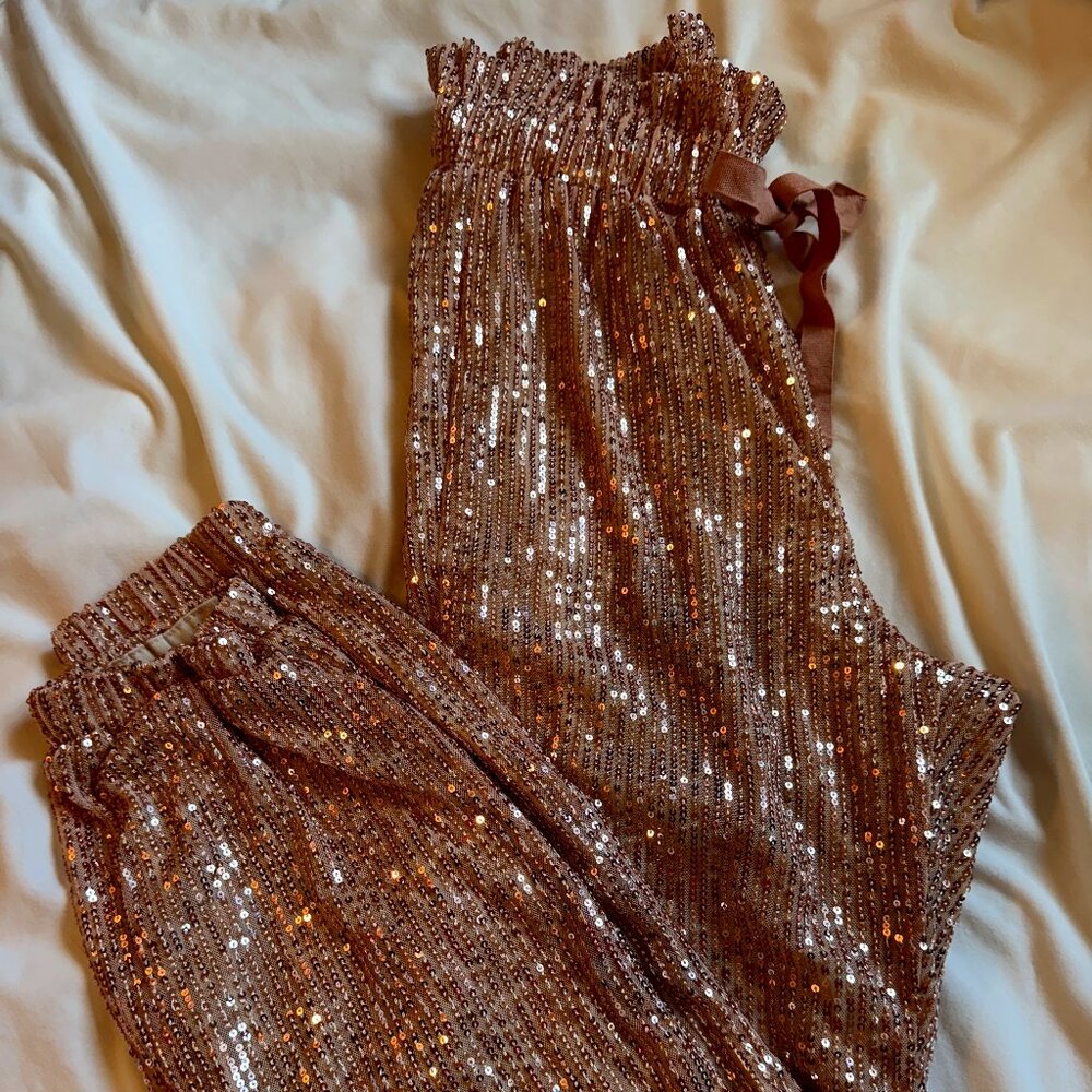 Rose Gold Sequin Paperbag Waist Pants – Size Small